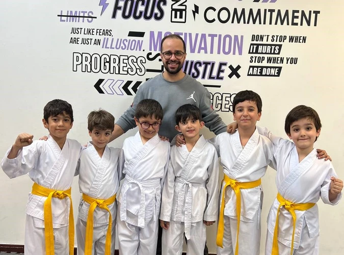 کلاس کاراته شهرک غرب ویژه کودکان و نوجوانان